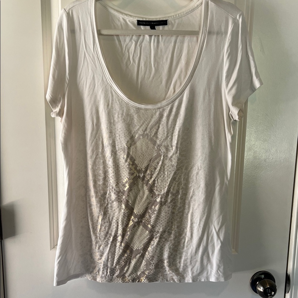 White House Black Market White Snakeskin print Short Sleeve Top